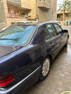 مرسيدس بنز E-Class